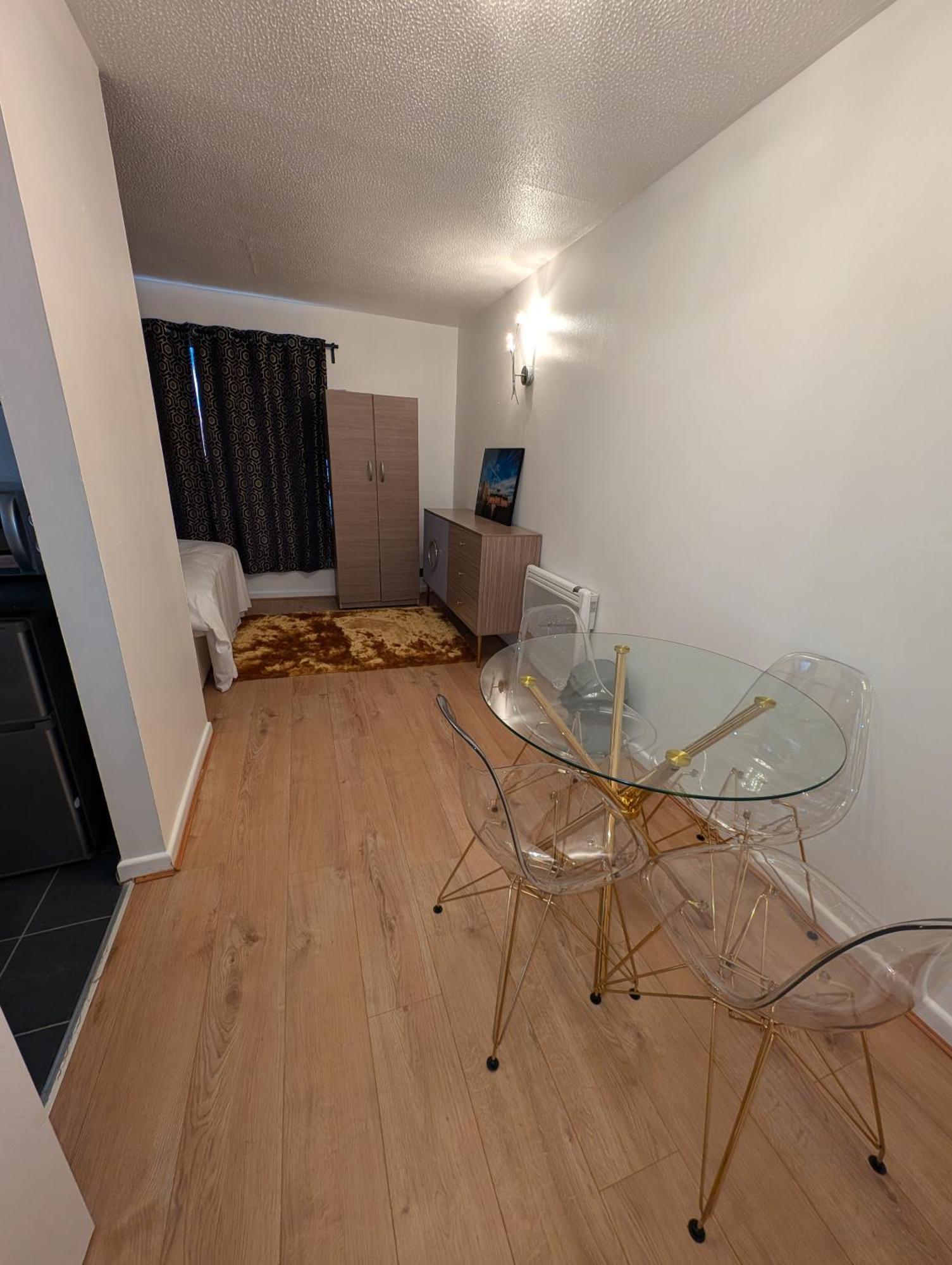 Bow Room Near Abba Studio And Stratford Olympic 伦敦 外观 照片